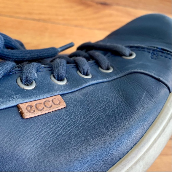 Men’s navy leather Ecco shoes - Picture 4 of 10